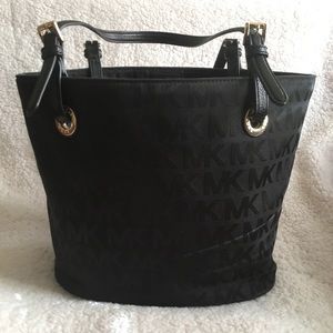 MICHAEL KORS authentic black tote bag!